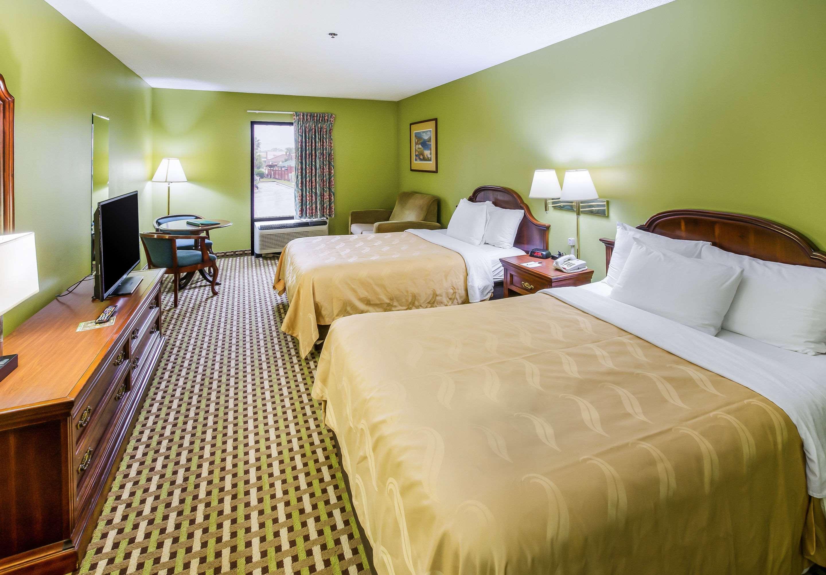 Quality Inn Brunswick Bagian luar foto