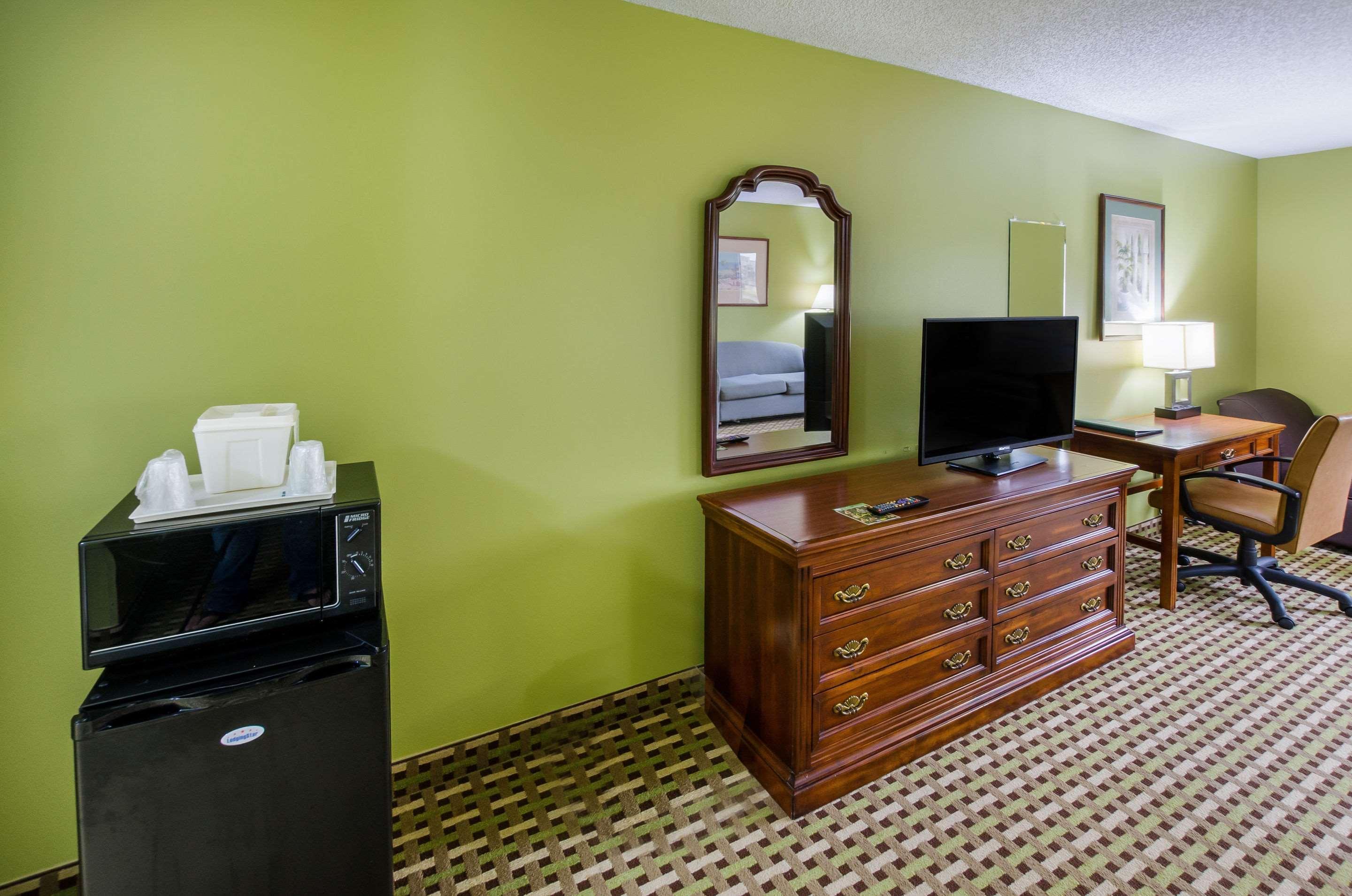 Quality Inn Brunswick Bagian luar foto