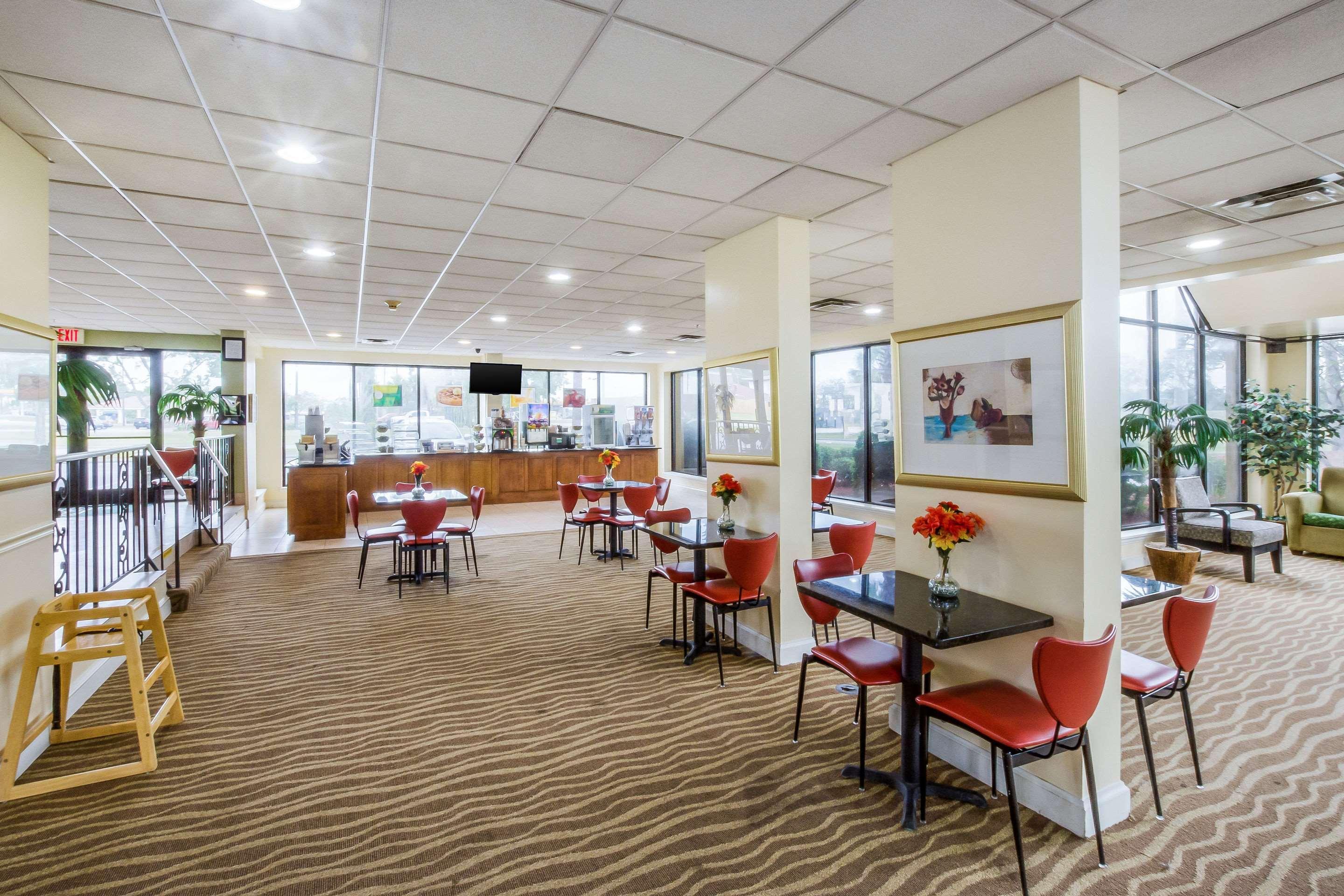 Quality Inn Brunswick Bagian luar foto